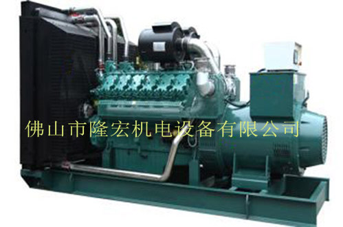 850KW無錫動力柴油發(fā)電機(jī)組 WD327TAD88
